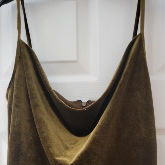 TAYLOR Olive Cowl-Neck Sleeveless Velvet Dress Sz 2 - Picture 5 of 8
